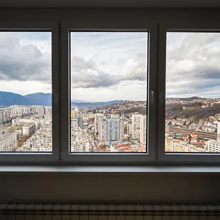 Apartment Tower 24th Floor Free Parking *